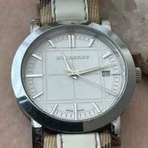 Burberry | Accessories | Burberry Womens Bu379 Nova Check  display picture 1